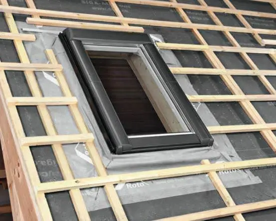 Roto Designo Rx ASA Außenanschlussschürze-610389M